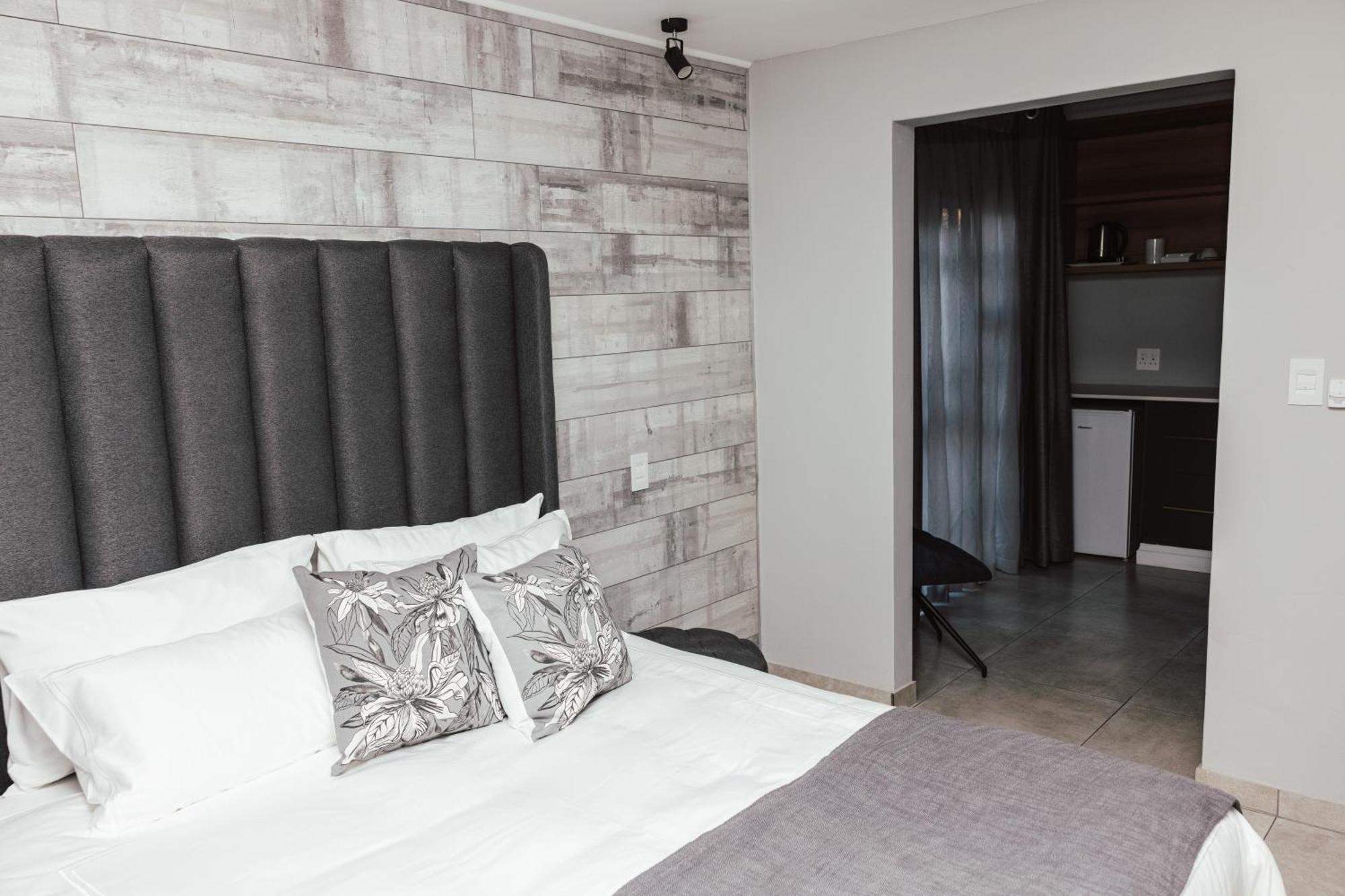 La Grace Hotel เคมป์ตัน พาร์ค ภายนอก รูปภาพ